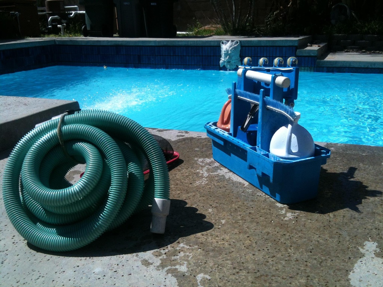 Pool cleaning, machine, vacuum — Elevating Research Communication: The Power of Scientific Posters