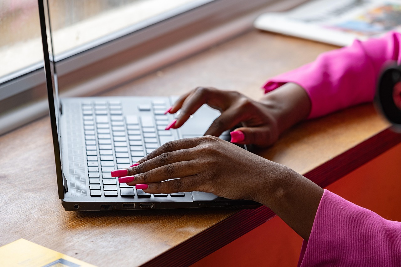 Laptop, typing, working — The Best Places to Find Part-Time Karaoke Reporting Jobs